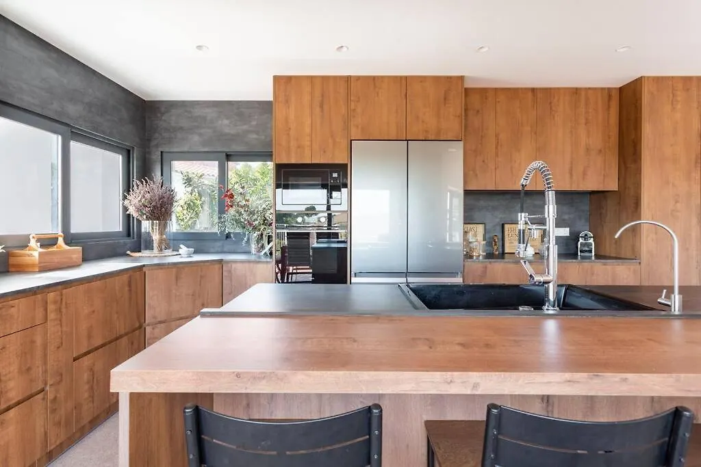 بيت للعطل Villa Sentiu. Hermoso Chalet غافا